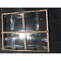 Стекло двери в кабину водителя (правое) KRAN QY70KS