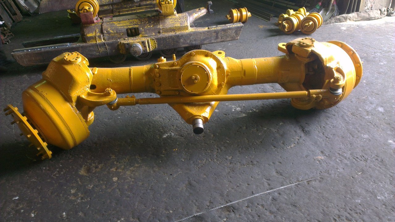 Передний мост автогрейдера. Мост передний дз-98в1. Передний мост автогрейдер дз 98. Xcmg gr215 передний мост. Передний мост автогрейдера.