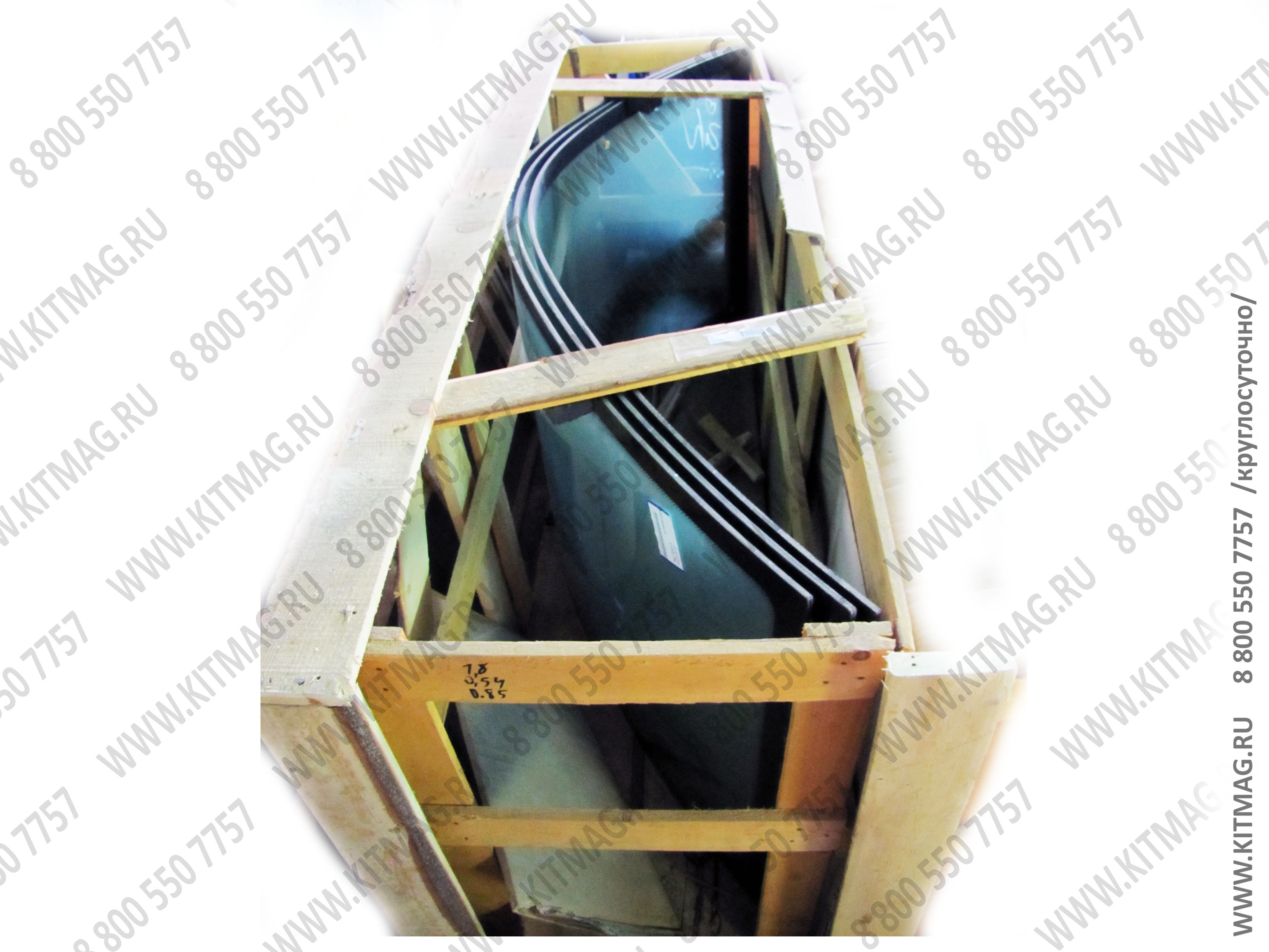 картинка Стекло лобовое кабины оператора 1850*700 от магазина Одежда+