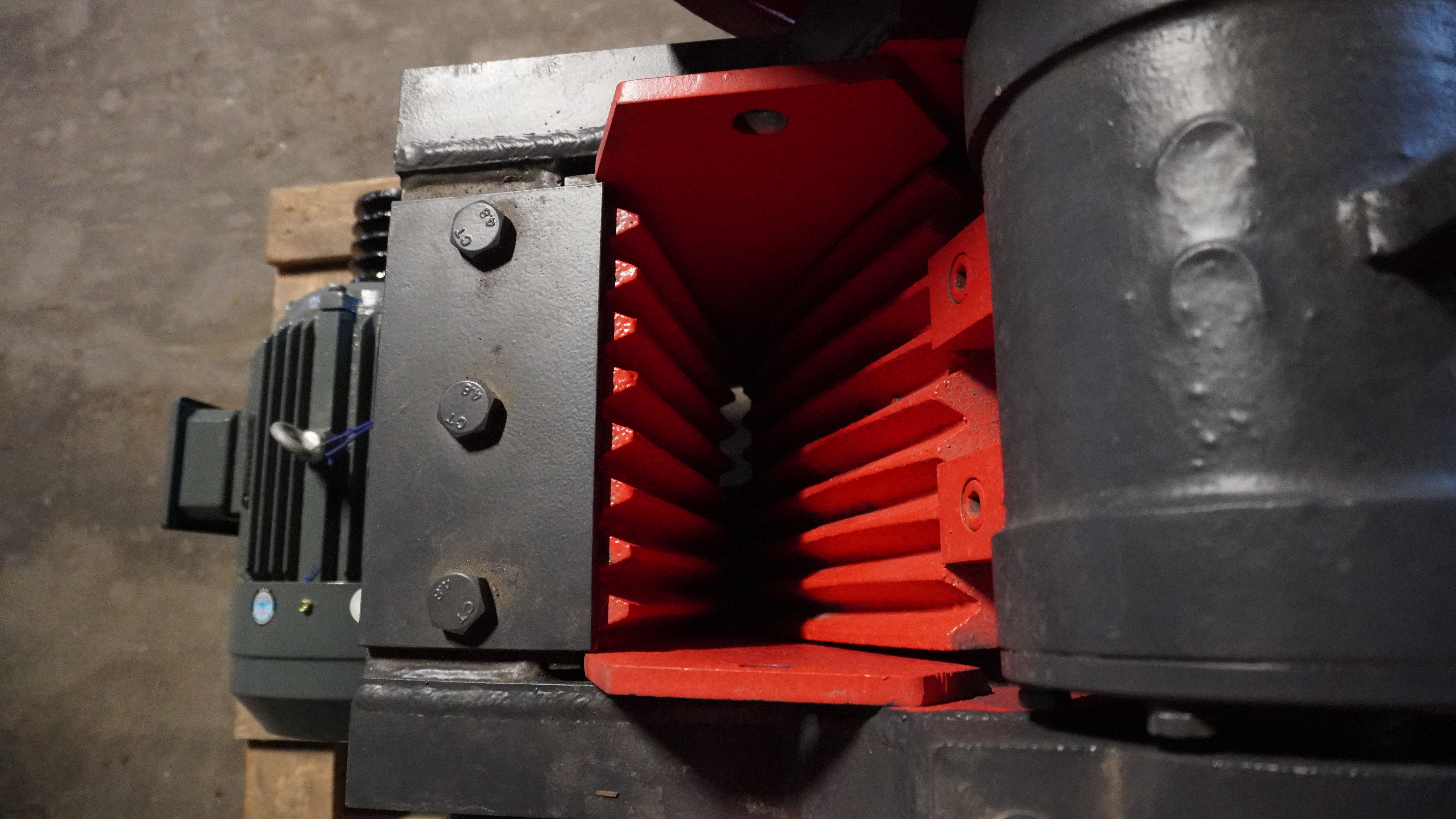 картинка Дробилка щековая PE-150х250 от магазина Одежда+