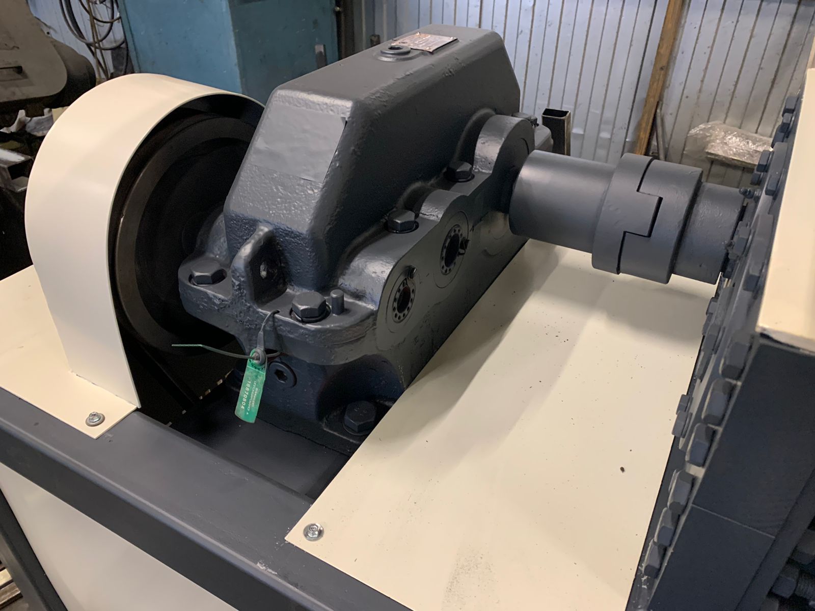 картинка Шредер двухвальный SM 500 от магазина Одежда+