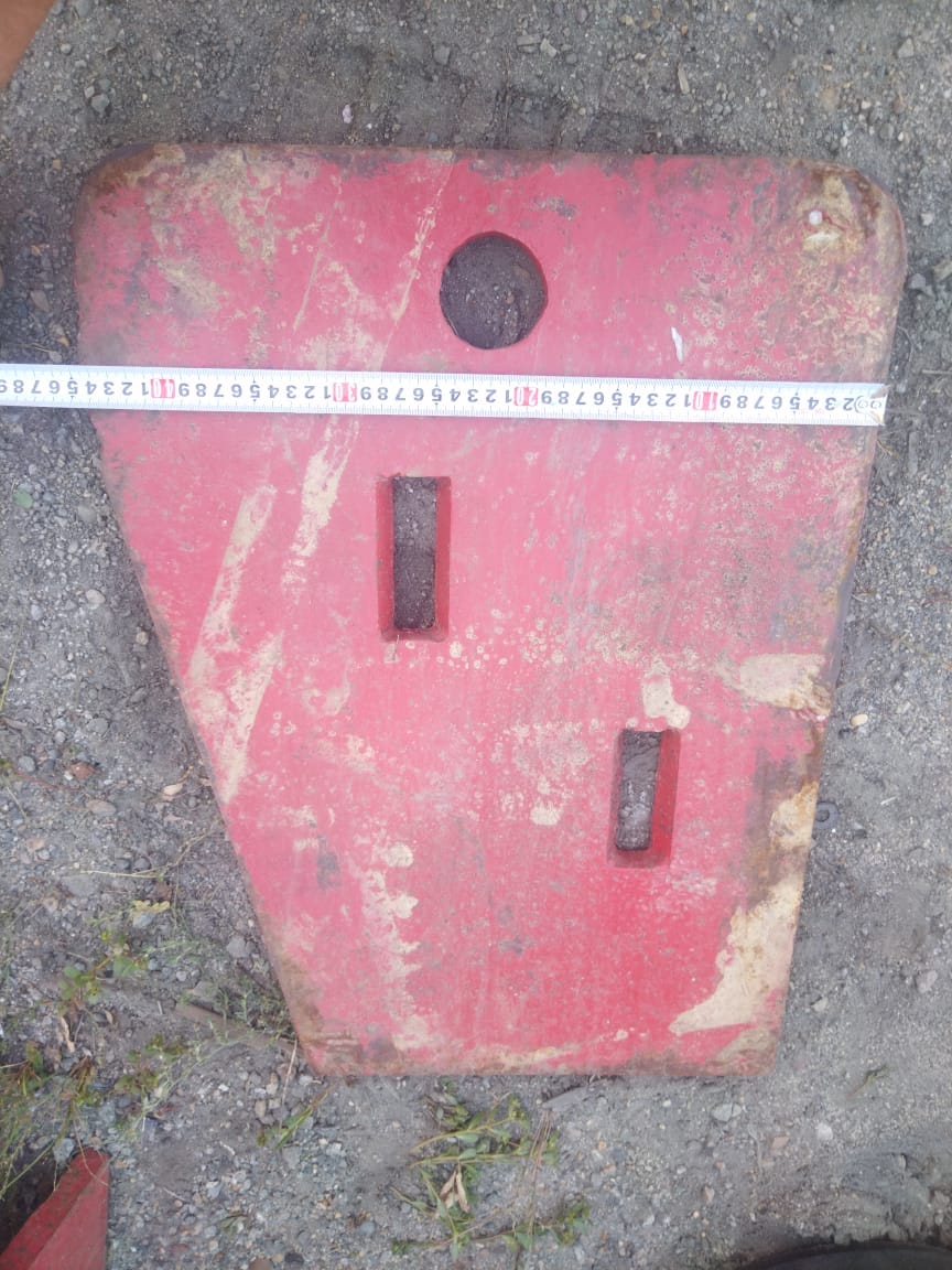 картинка Пластина боковая верхняя футеровочная для дробилки PE-400x600 на колесном шасси от магазина Одежда+