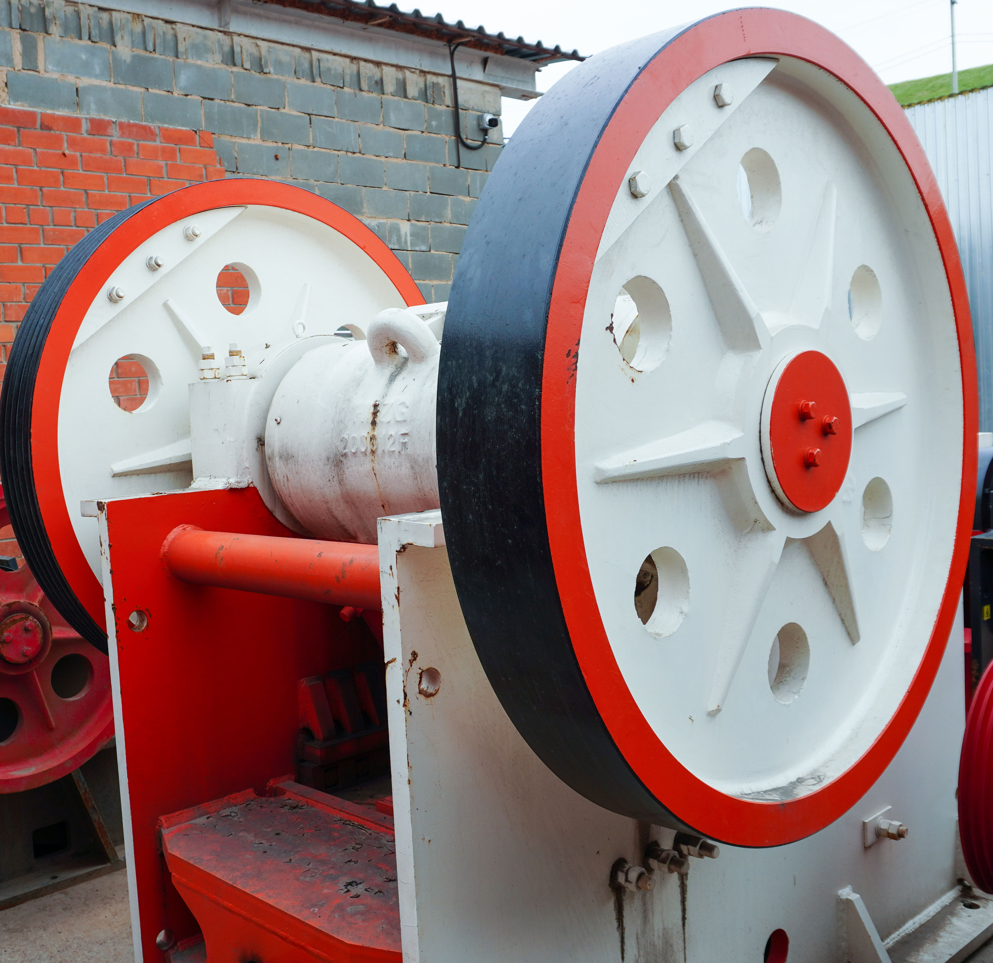 картинка Дробилка щековая PE-600x750 от магазина Одежда+