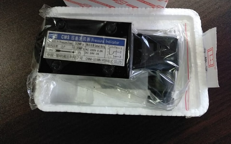 картинка Датчик дифференциального давления (загрязнения) фильтра CMS от магазина Одежда+