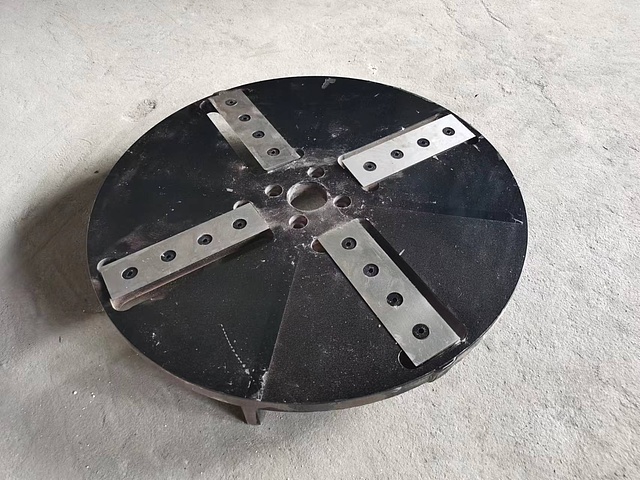 картинка Измельчитель древесины DH-50 от магазина Одежда+