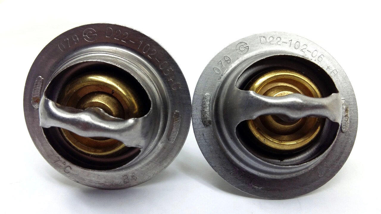 картинка Комплект термостатов D22-102-05+C/D22-102-06+B/SC9DF340Q4/KRAN QY 25