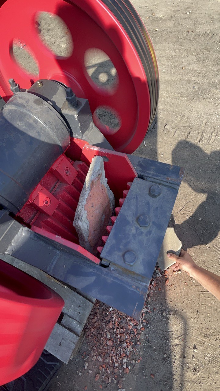 картинка Дробилка щековая PE-150х250 от магазина Одежда+