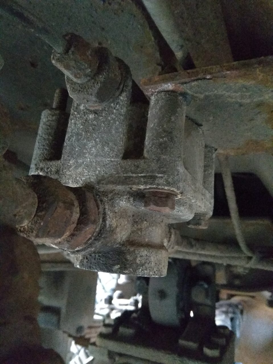 картинка Клапан тормозной пяти ходовой  / KRAN QY30K от магазина Одежда+