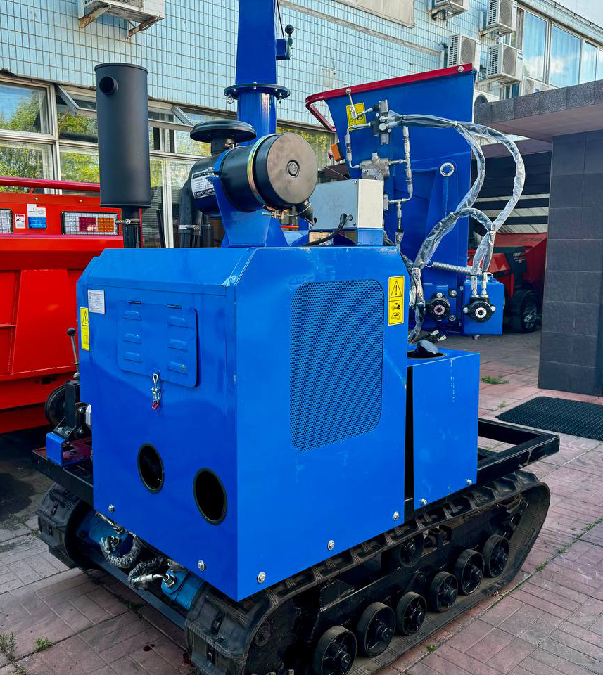 картинка Измельчитель веток гусеничный DH-80 от магазина Одежда+