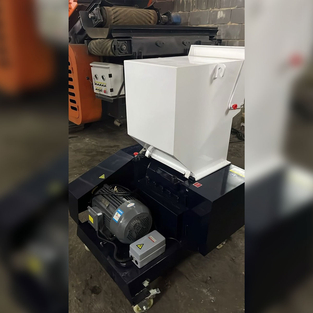 картинка Измельчитель пластика XFS-500