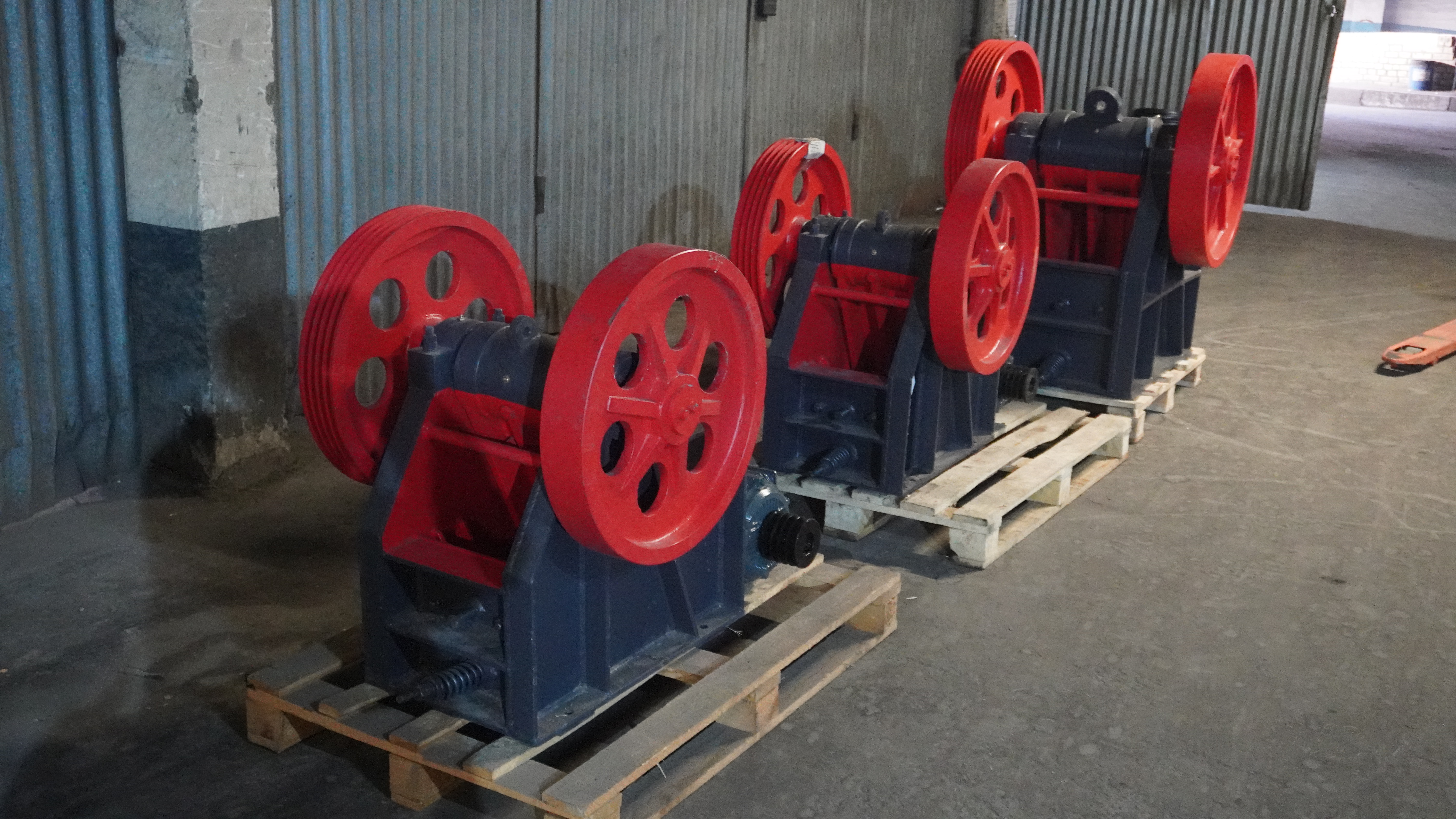 картинка Дробилка щековая PE-600x900 от магазина Одежда+