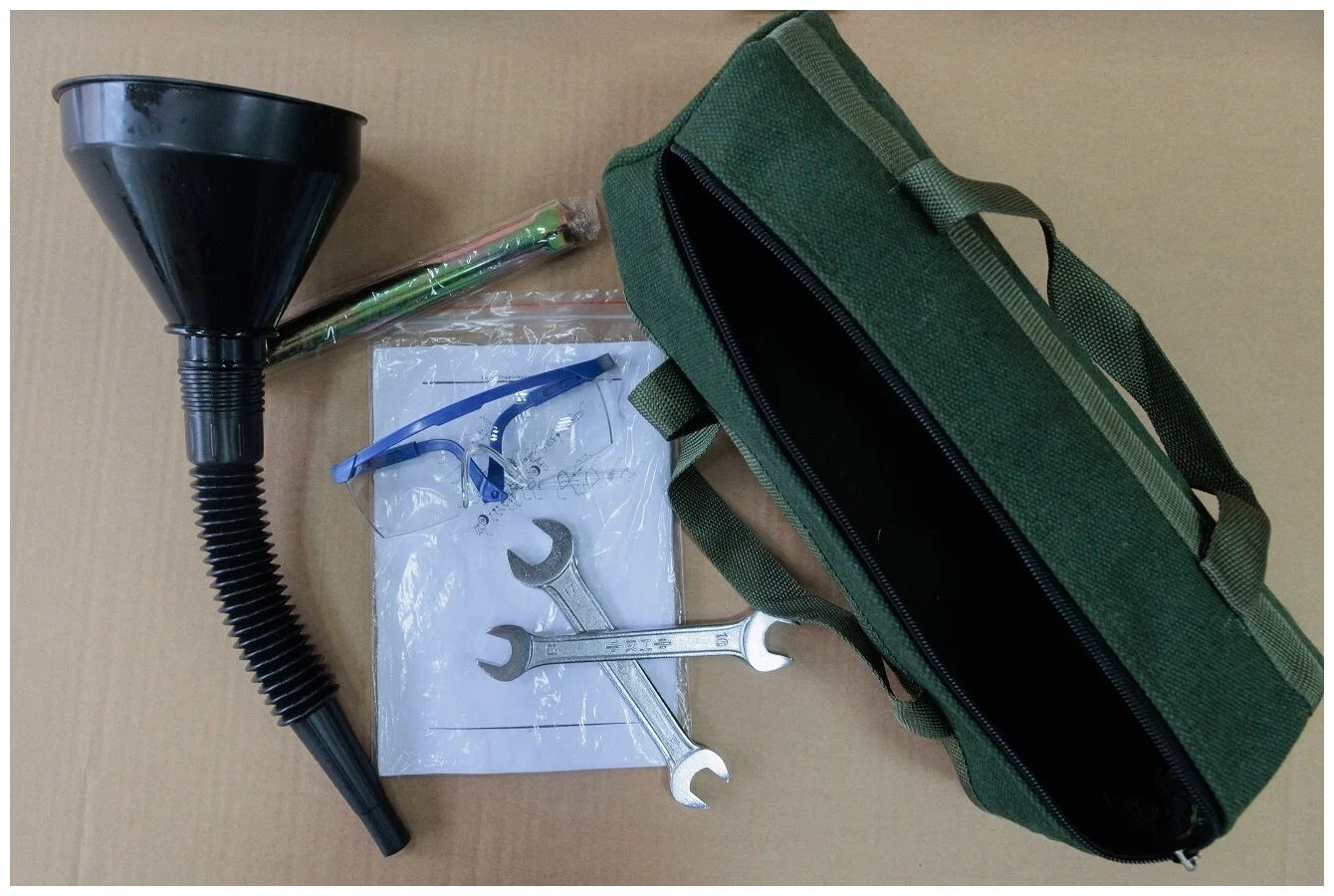 картинка Cадовый измельчитель веток бензиновый DH-18 от магазина Одежда+