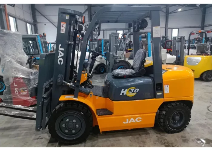 картинка Вилочный дизельный погрузчик JAC CPCD 30 от магазина Одежда+