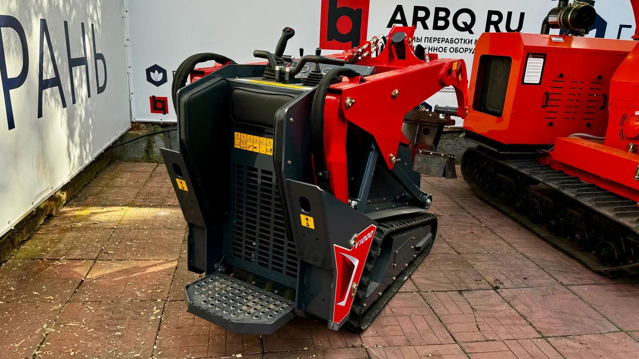 картинка Мини погрузчик Kubota DC-30 от магазина Одежда+