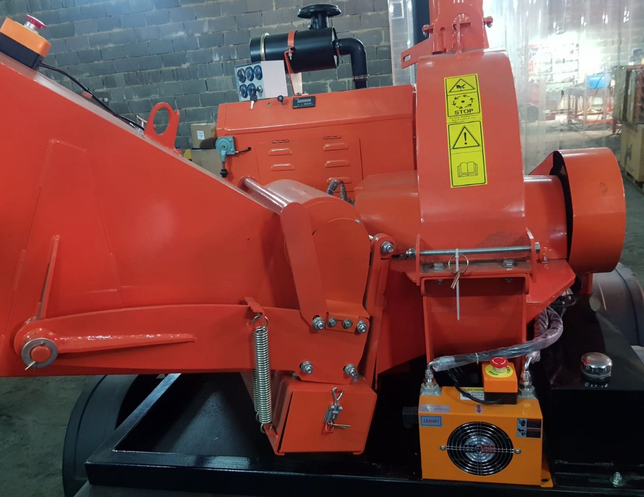 картинка Радиатор охлаждения гидравлического масла DH-80 (24V) (Комплект для установки) от магазина Одежда+