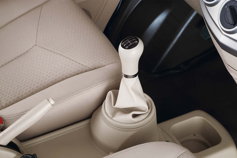 картинка FAW T80 – промтоварный фургон от магазина Одежда+