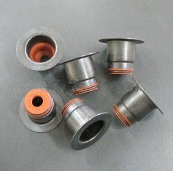 картинка Колпачок маслосъёмный D04-107-30 SC8DK280Q3 Евро 3 от магазина Одежда+