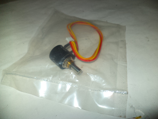 картинка Датчик длины стрелы потенциометр POD22U PAT от магазина Одежда+