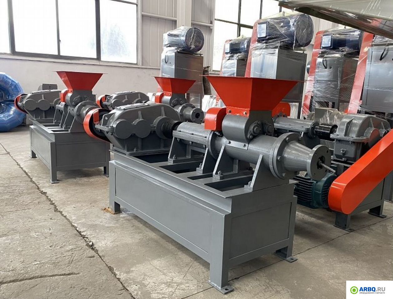 картинка Экструдер брикетов угля UT-MBJ140 от магазина Одежда+