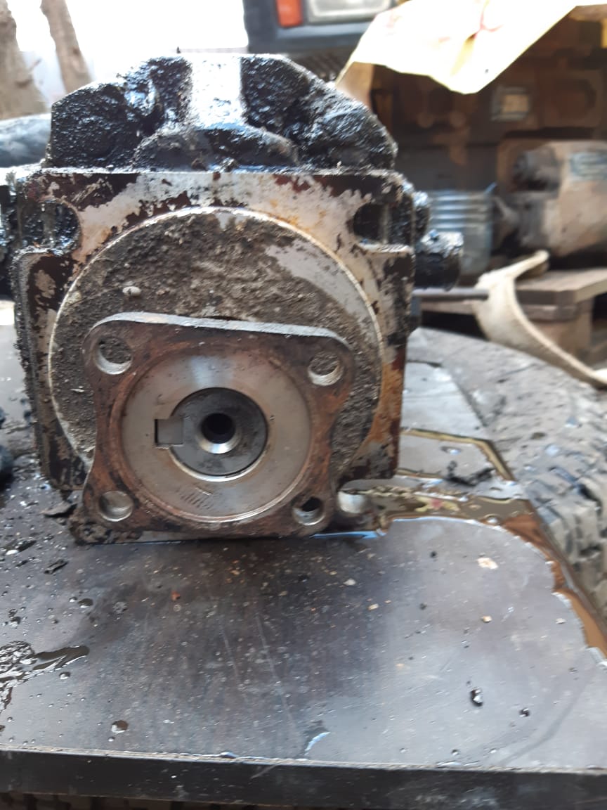 картинка Насос гидравлический 3 секционный CB-KP6... оригинал KRAN QY16D от магазина Одежда+