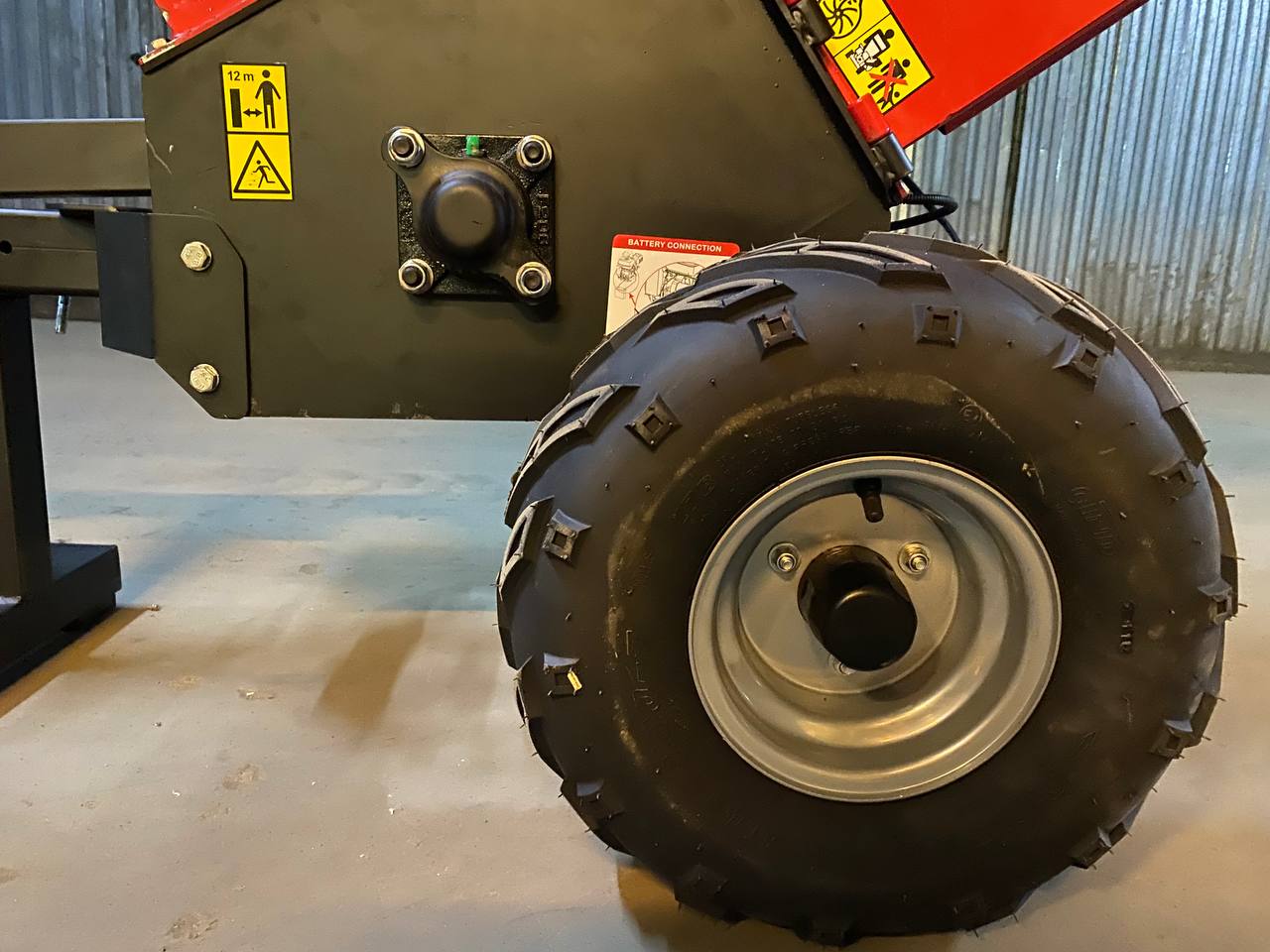 картинка Садовый измельчитель веток DH-18 от магазина Одежда+