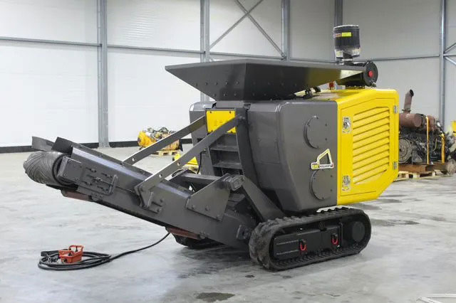 картинка Щековая дробилка самоходная на гусеницах OP35 от магазина Одежда+