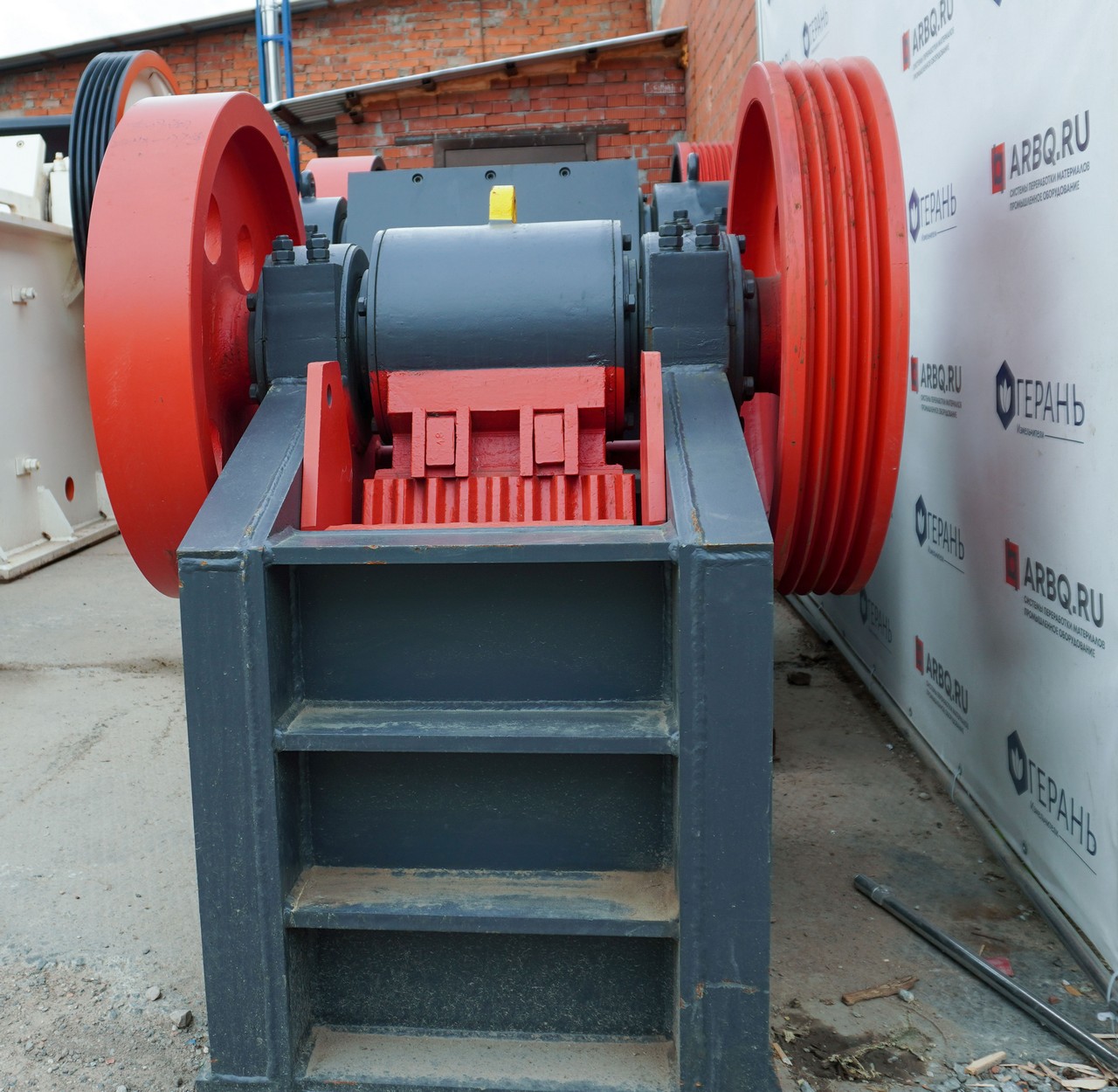 картинка Дробилка щековая PE-250x400