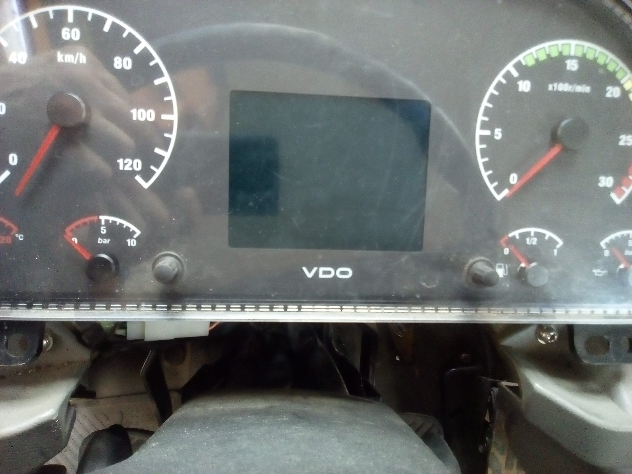 картинка Панель приборов VDO KRAN QY25K5S 2013 г. от магазина Одежда+