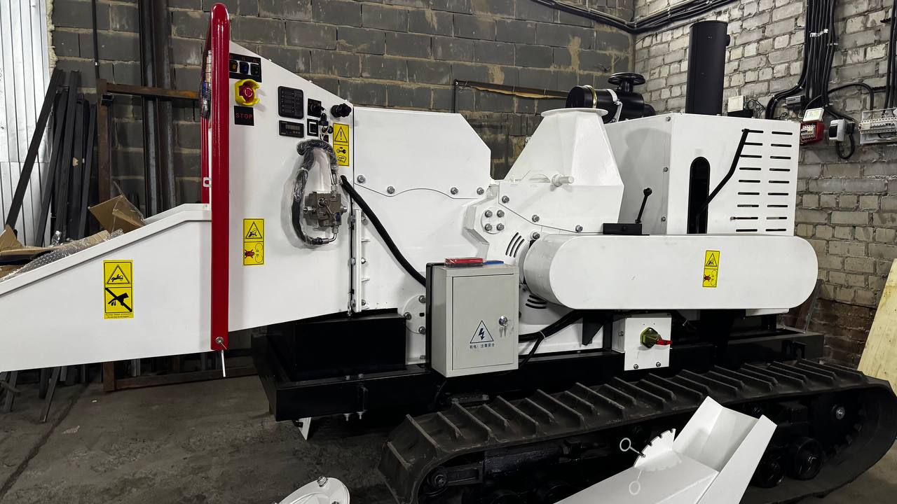 картинка Измельчитель дерева DH100 V.2025 от магазина Одежда+