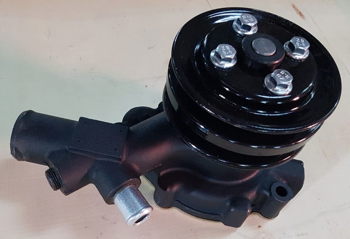 картинка Помпа водяная для двигателя FAW на дробилку DH-50 от магазина Одежда+