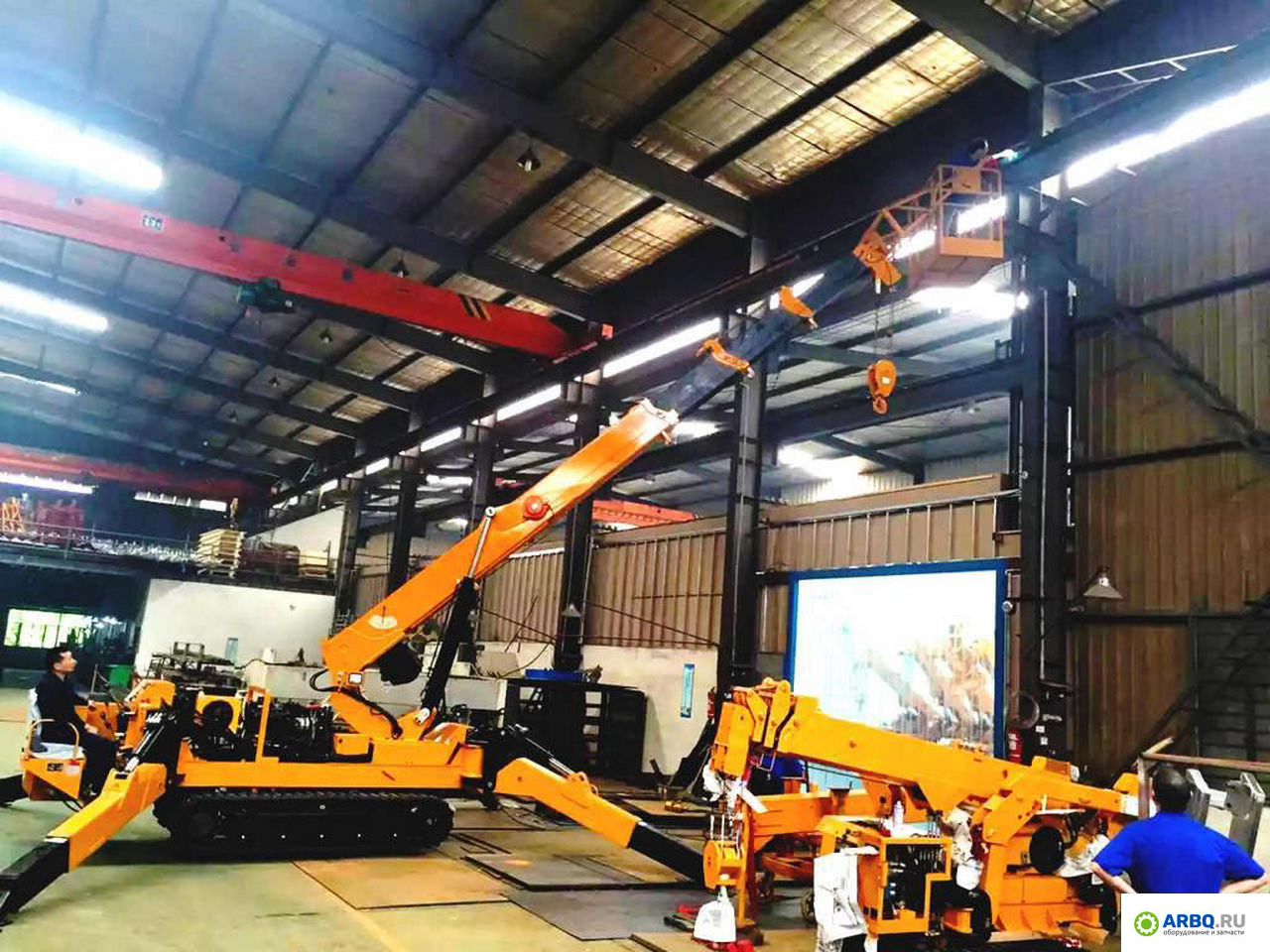 картинка Гусеничный мини кран от магазина Одежда+