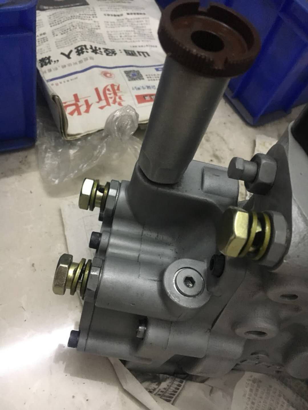 картинка Крышка ТНВД (ТНВД) Евро-3 (D28C-001-800)  (Двигатель SC8DK280Q3) от магазина Одежда+