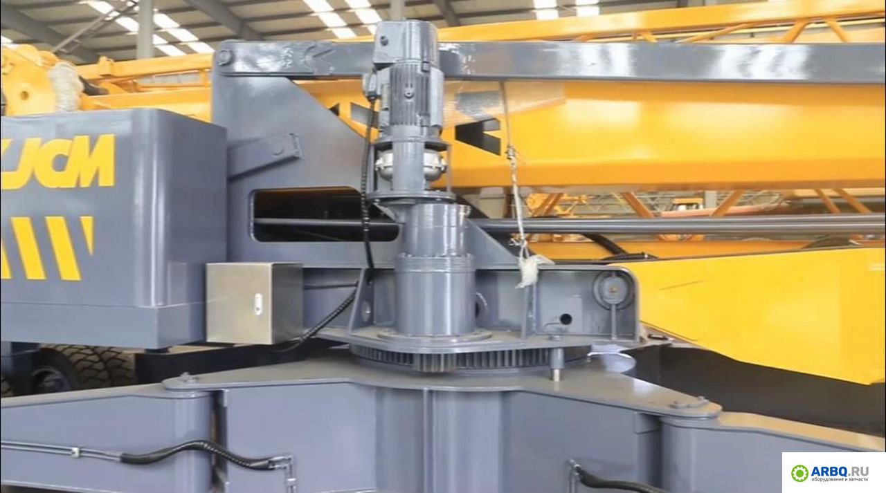 картинка Самоходный башенный кран от магазина Одежда+