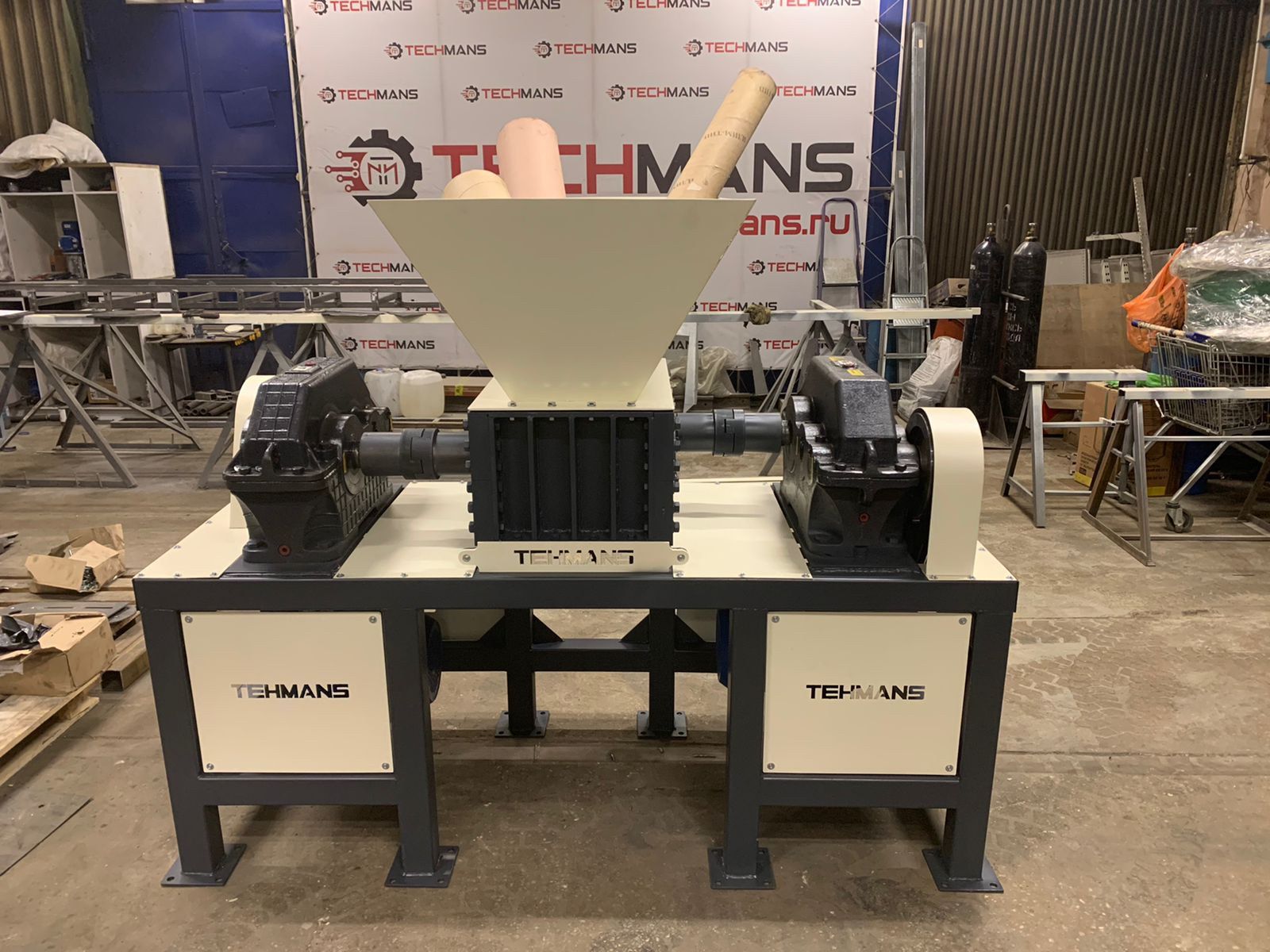 картинка Шредер двухвальный SM 420 от магазина Одежда+