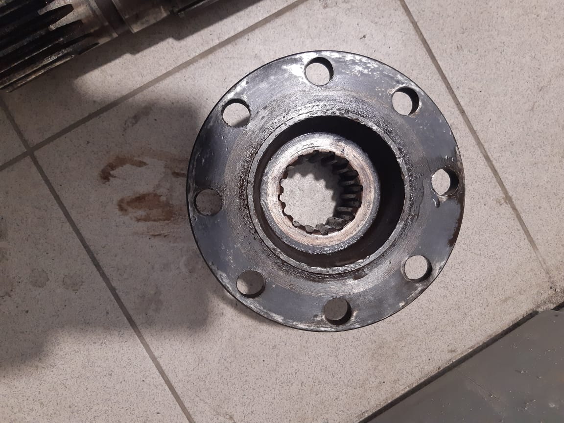 картинка Комплект сальников (3шт.) фланца КПП 5J800 KRAN QY16D от магазина Одежда+