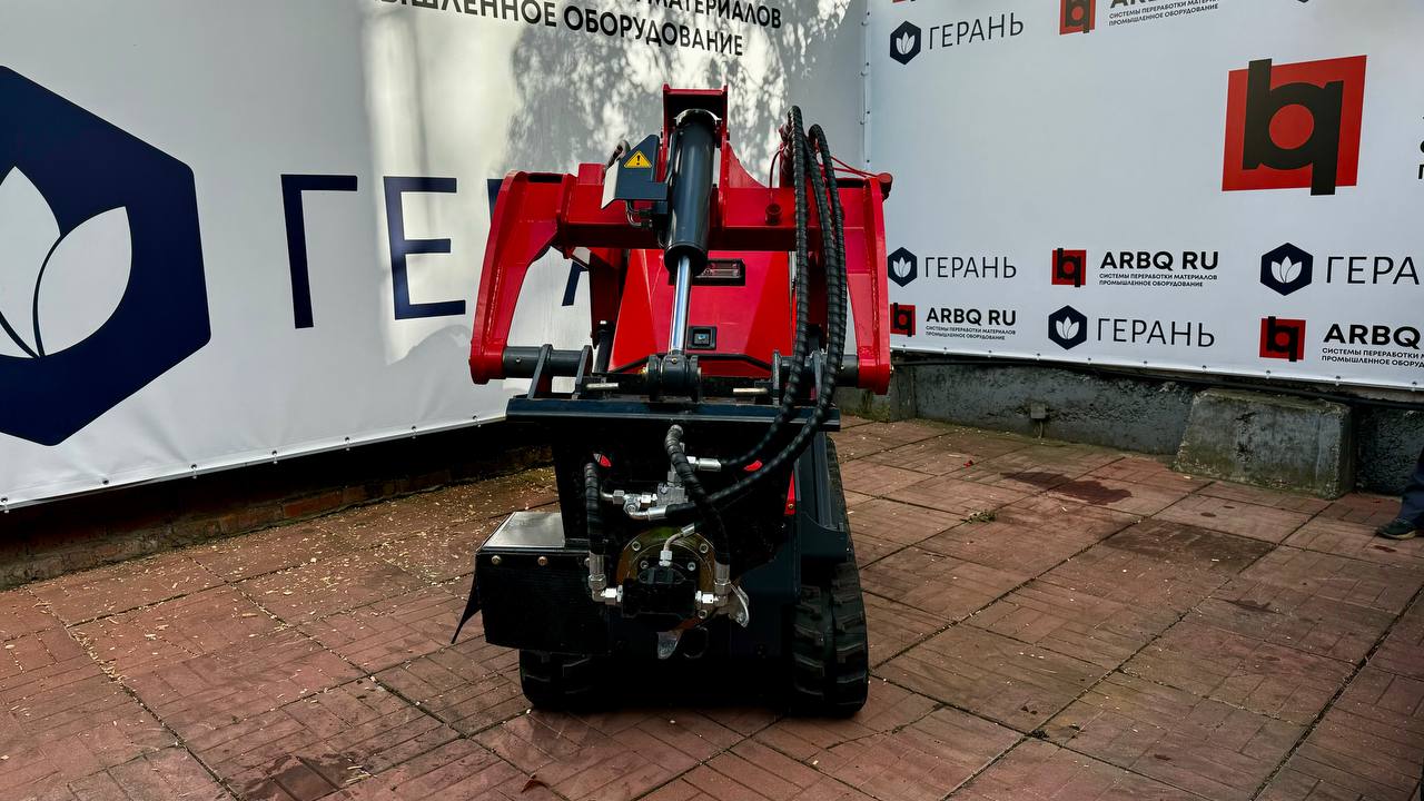 картинка Измельчитель пней Kubota DC-30 от магазина Одежда+