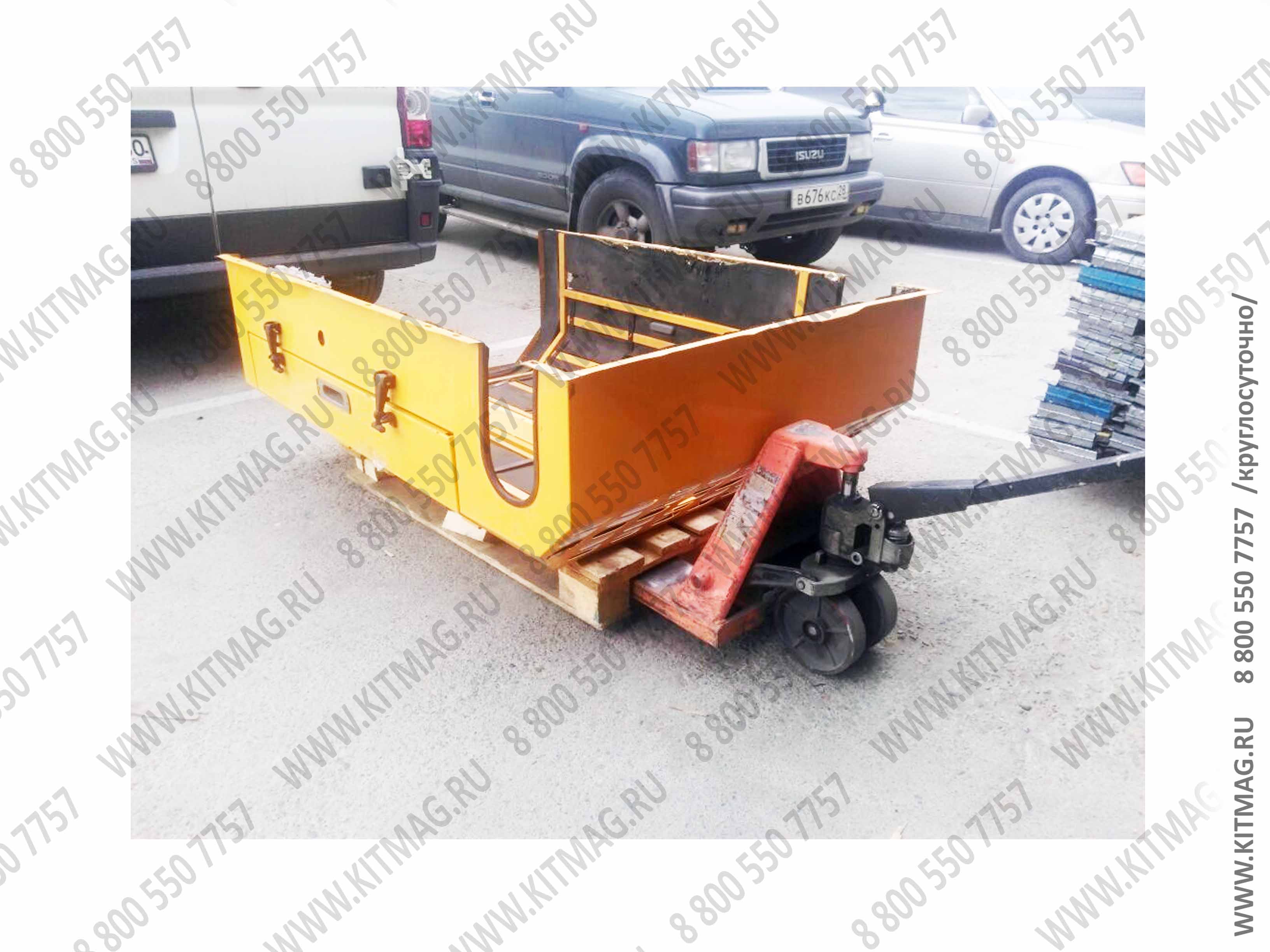 картинка Капот (кабина нового образца) / Автокран KRAN от магазина Одежда+