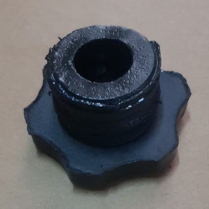 картинка Крышка маслозаливной горловины двигателя для дробилки DH-100 от магазина Одежда+