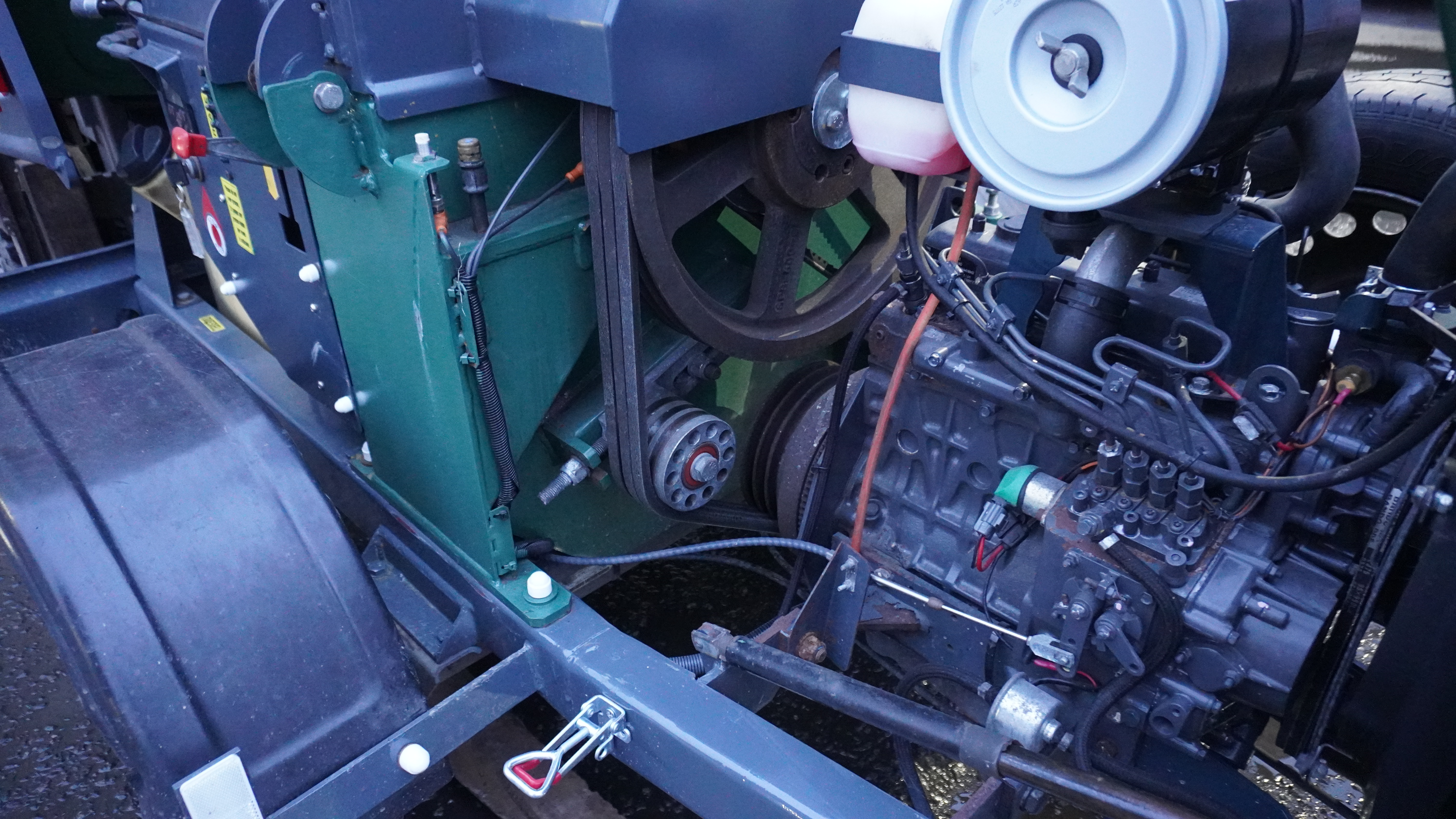 картинка Измельчитель веток Forst ST8 от магазина Одежда+