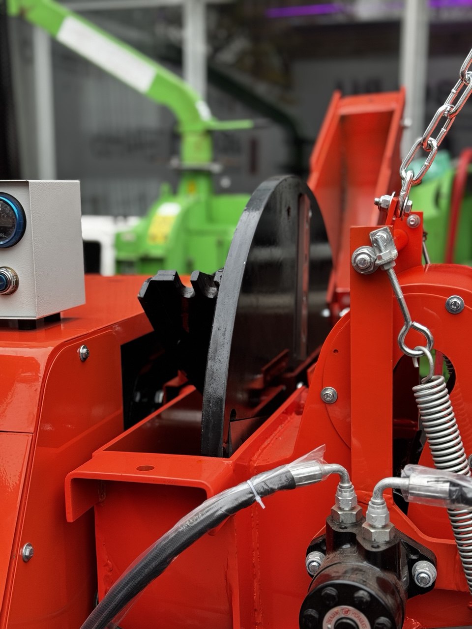 картинка Измельчитель дерева DH-50 нового образца ДВС - FAW / Changchai от магазина Одежда+