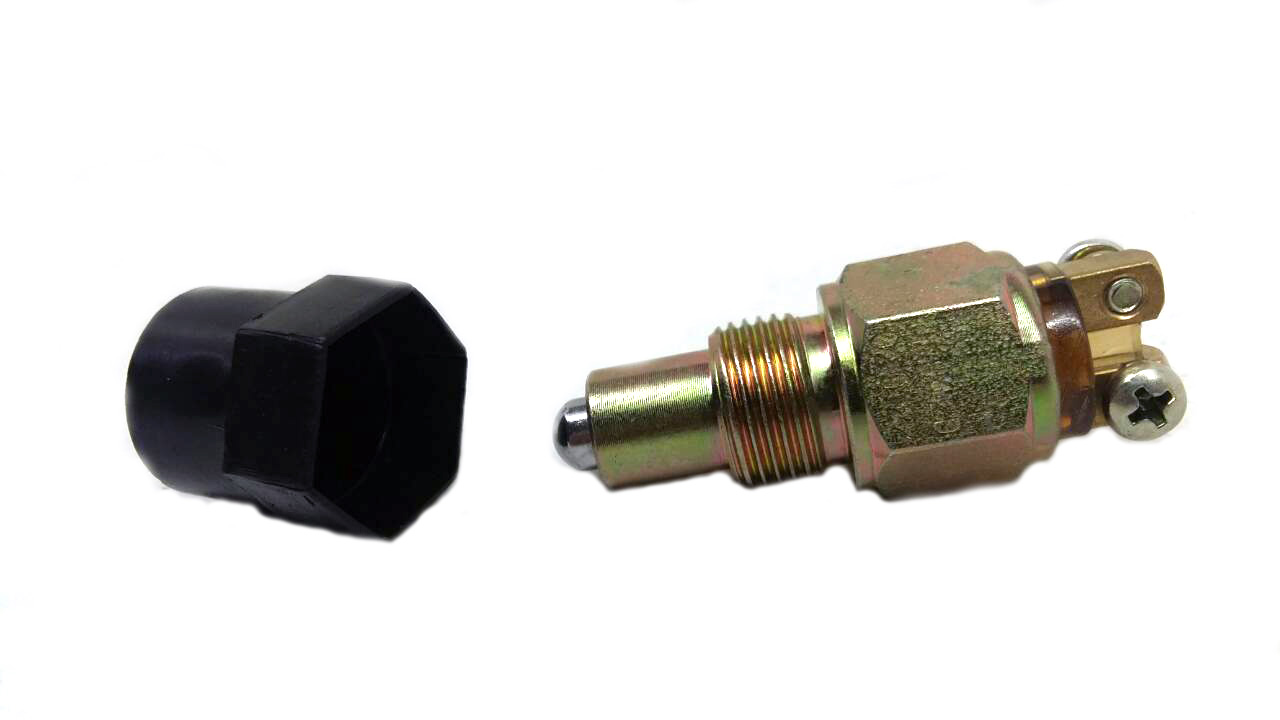 картинка Датчик включения КОМ Автокран ZOOMLION KRAN от магазина Одежда+