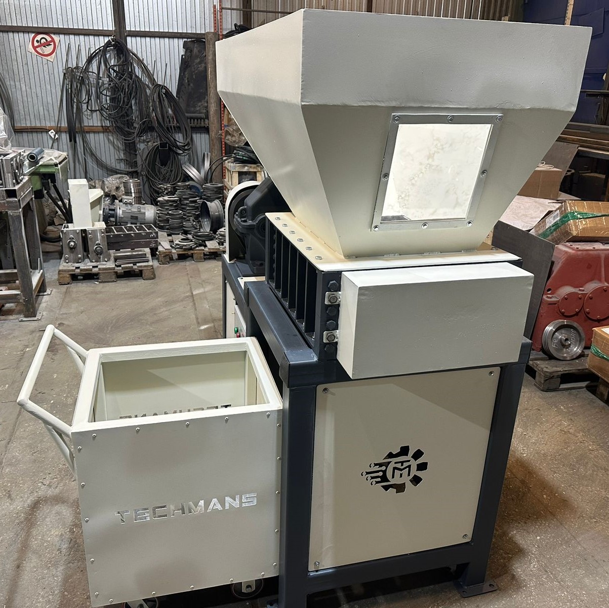 картинка Шредер двухвальный SM 500 от магазина Одежда+