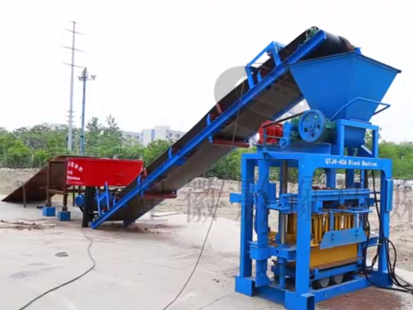 картинка Машина по производству пескоблоков QTJ4-40A от магазина Одежда+