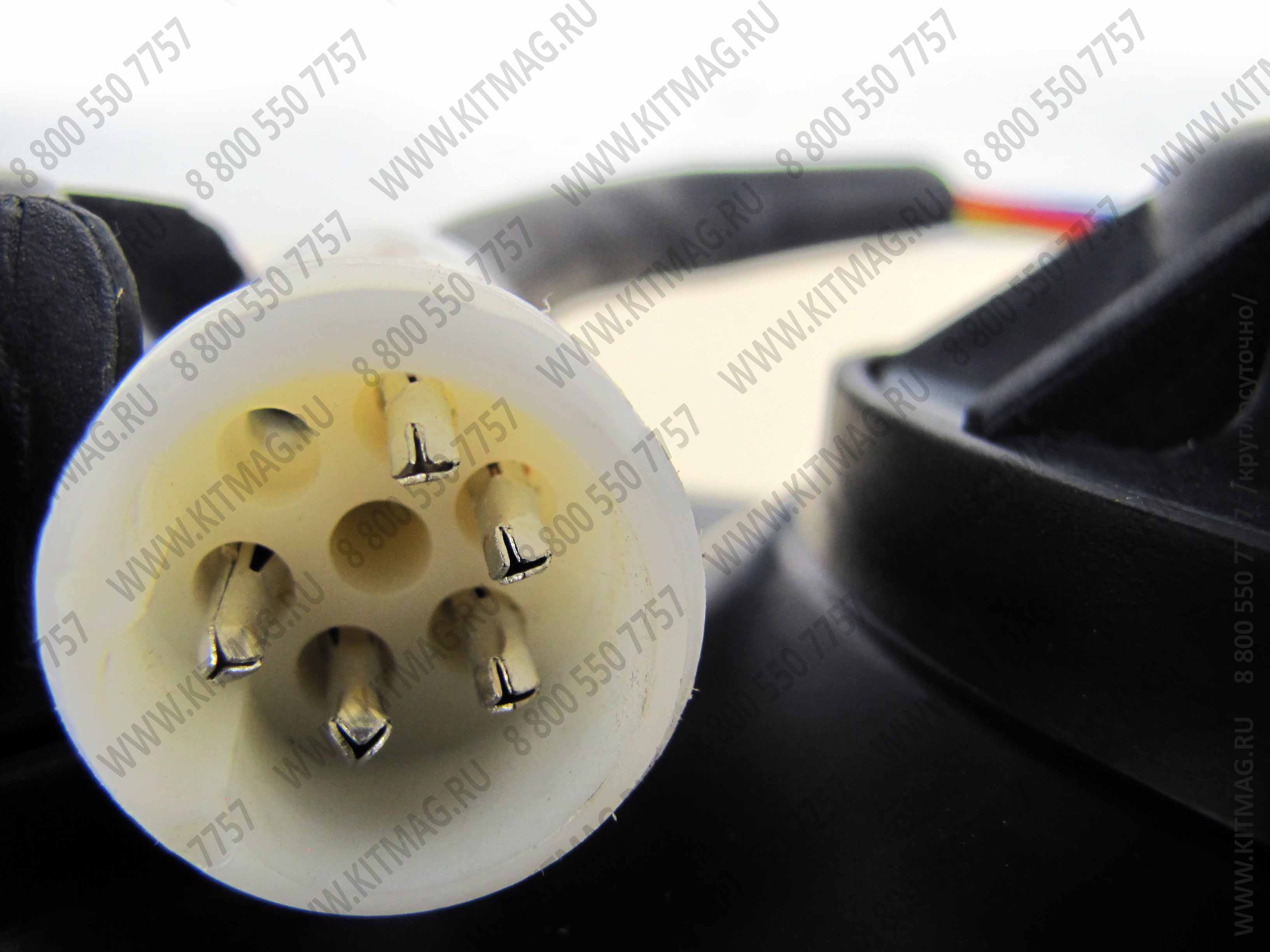 картинка Фара передняя (старого образца) правая /автокран KRAN 25K/ от магазина Одежда+