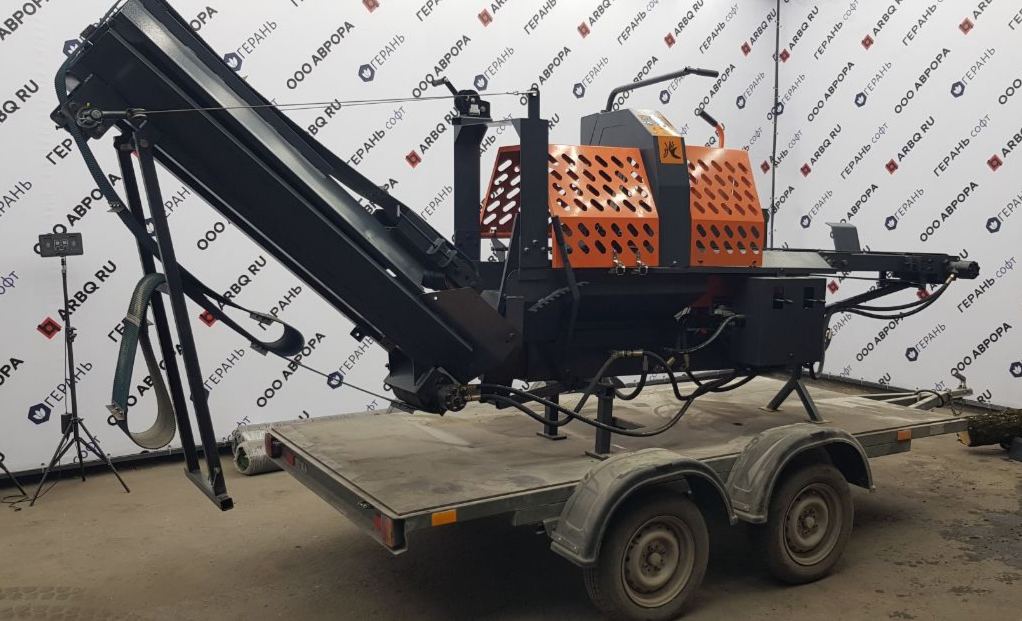 картинка Машина для изготовления дров из дерева RM40 мобильная от магазина Одежда+