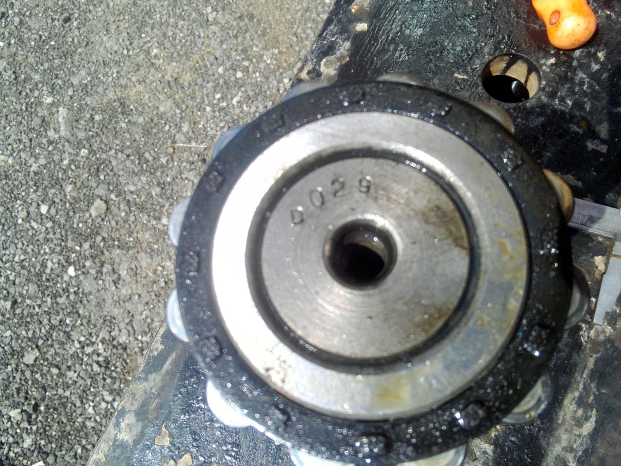 картинка Промежуточный вал демультипликатора JS125T-1707048 от магазина Одежда+