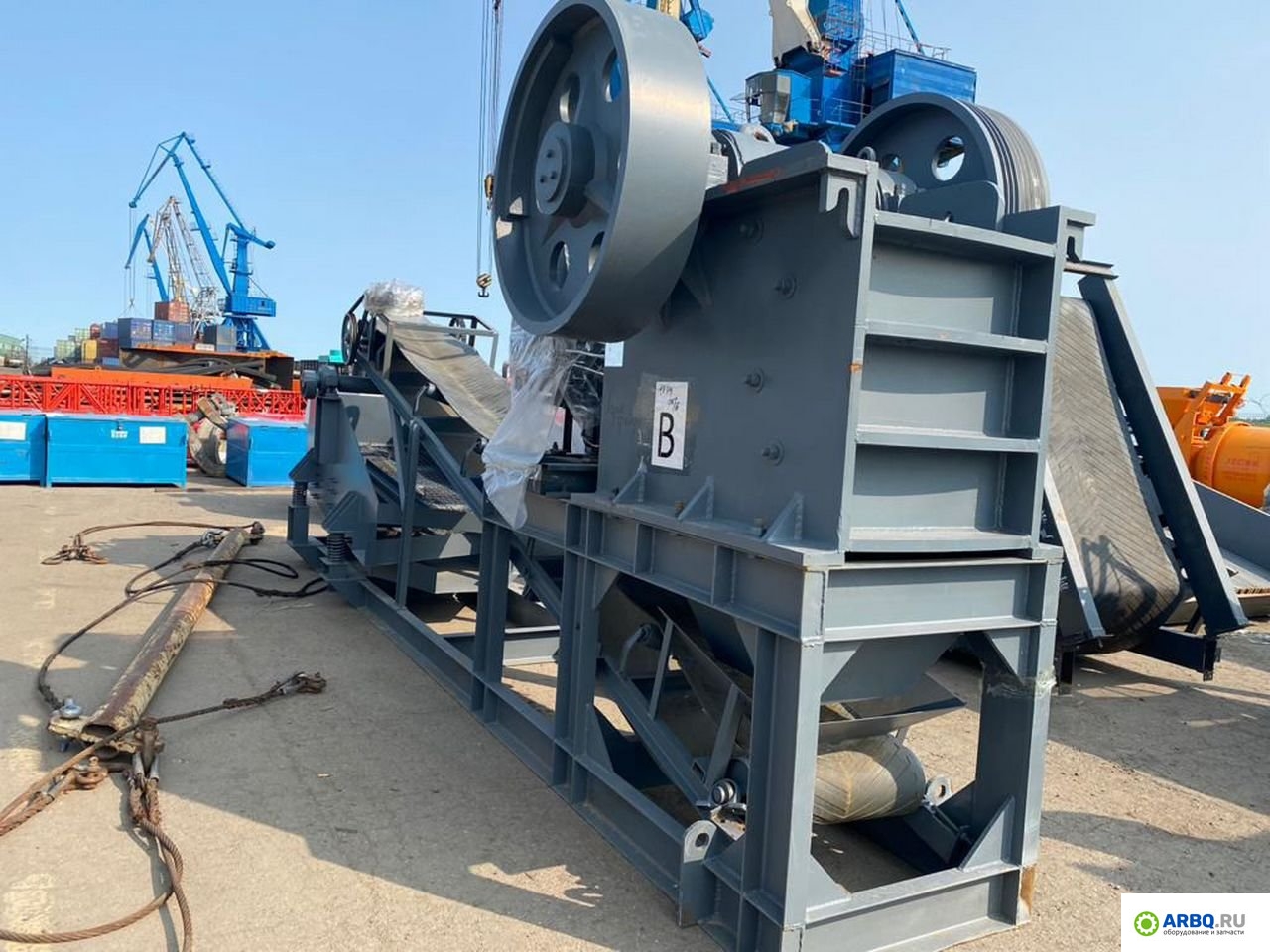 картинка Щековая дробилка дизельная ре 400/600 от магазина Одежда+