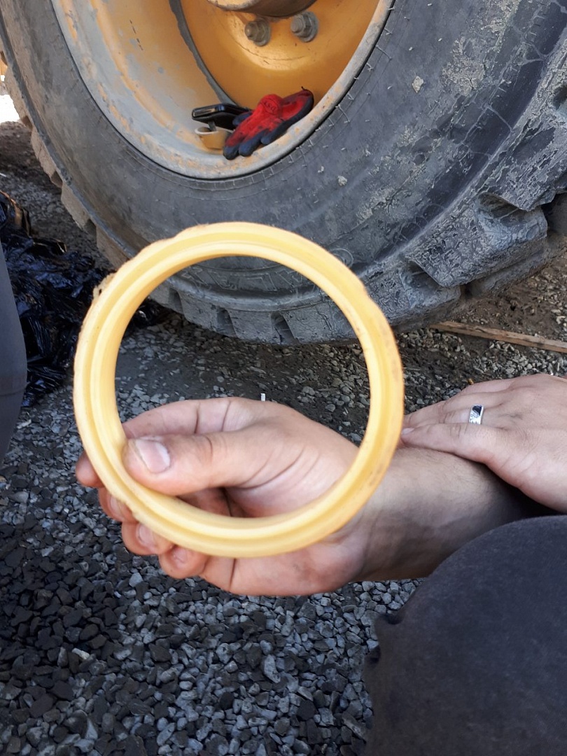 картинка Ремкомплект гидроцилиндра опоры (аутригера) KRAN QY25 от магазина Одежда+