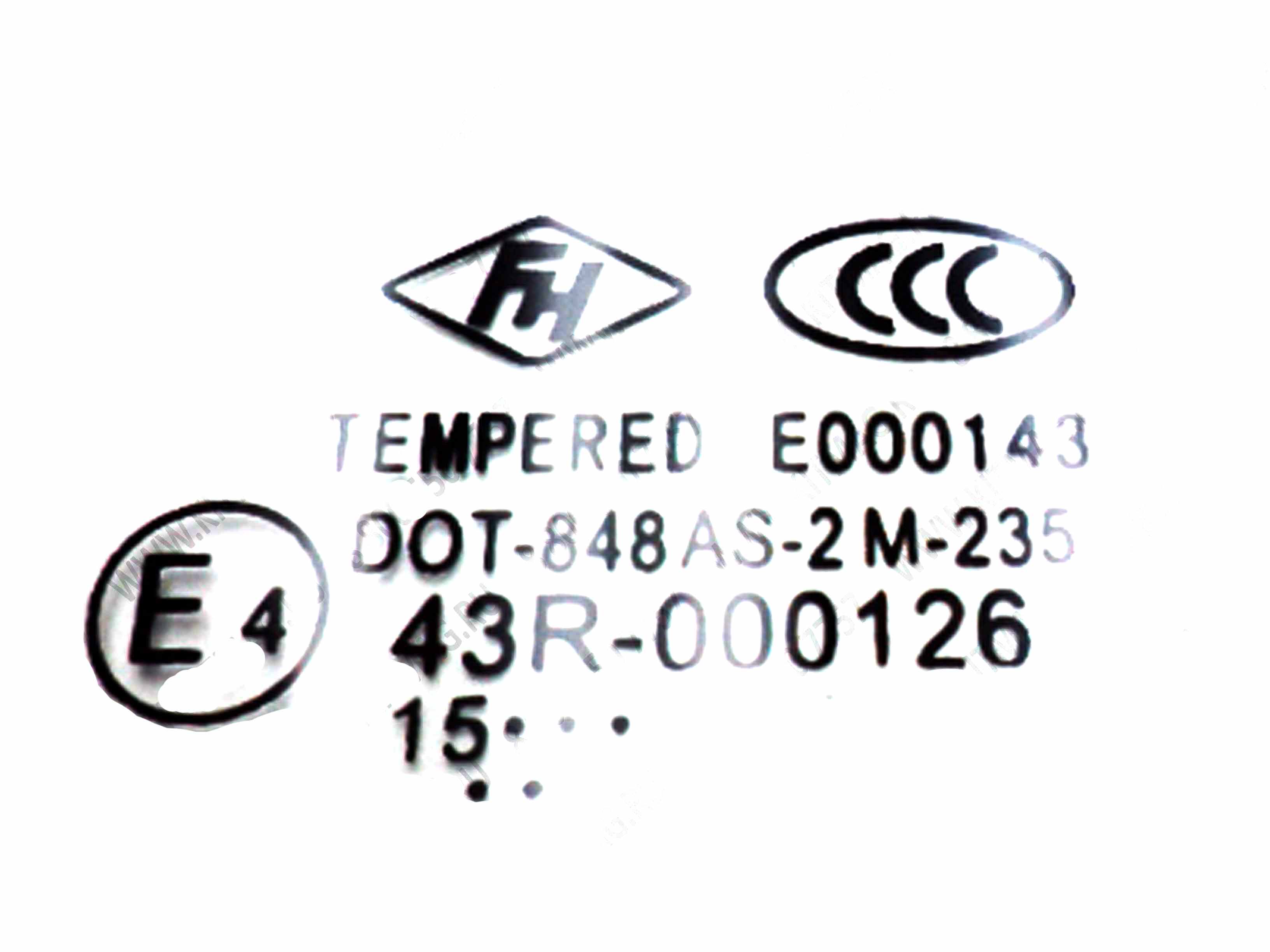 картинка Стекло кабины водителя боковое с отверстием 59*31*25 левое KRAN от магазина Одежда+