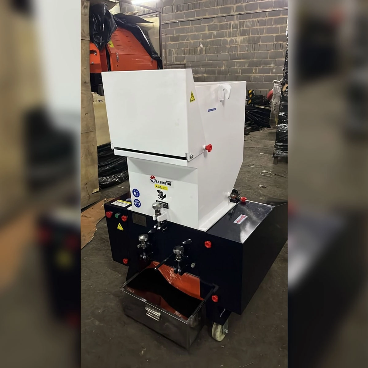 картинка Измельчитель пластика XFS-500